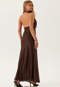 FOREVER NEW Morsiusneitomekot|Juhlamekot*Becca Cowl Halter Satin Gown