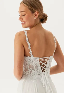 Christian Koehlert Pitsimekot|Vanhojentanssimekot*Chiffon Rhinestone Wedding Dress