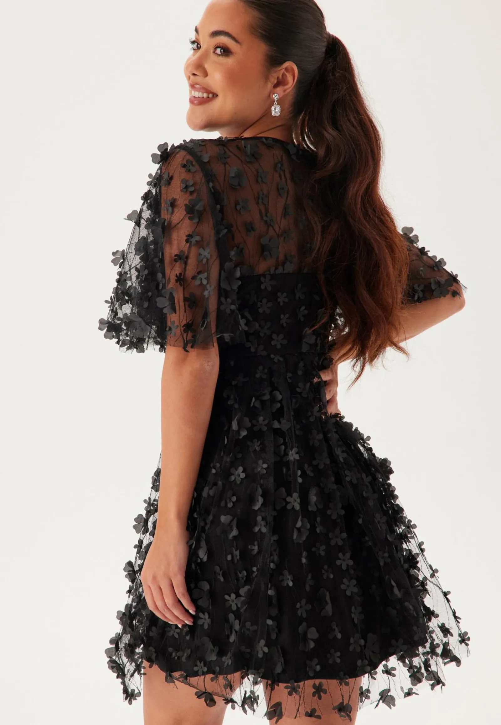 Bubbleroom Occasion Uudenvuoden Mekot|Minimekot*3D Floral Butterfly Sleeve Dress