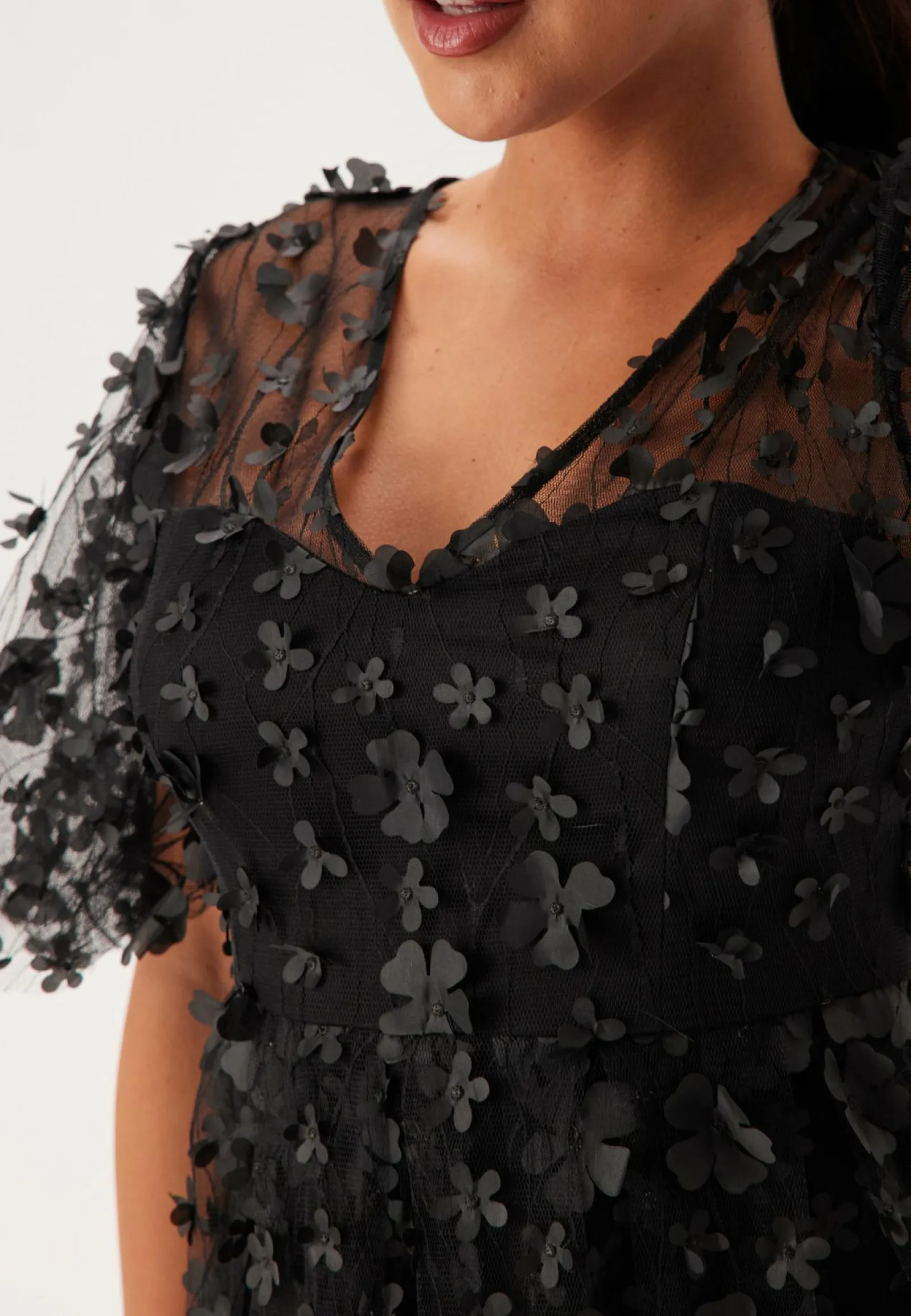 Bubbleroom Occasion Uudenvuoden Mekot|Minimekot*3D Floral Butterfly Sleeve Dress