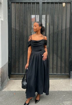 Bubbleroom Occasion Uudenvuoden Mekot|Iltapuvut*Draped Off Shoulder Corset Midi Dress