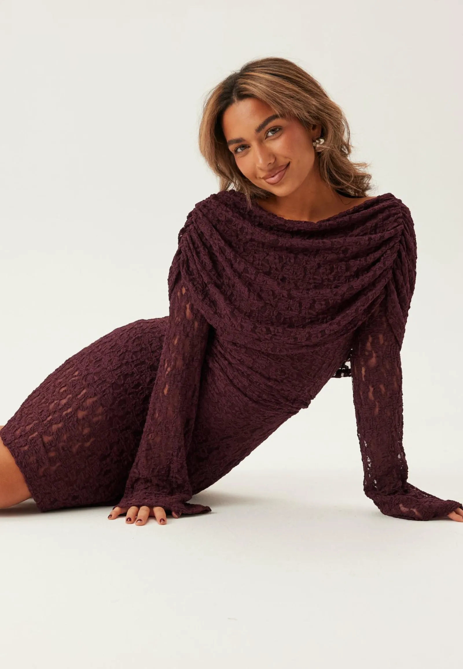 BUBBLEROOM Joulumekot|Yksiolkaimiset Mekot*Drapy Lace Dress