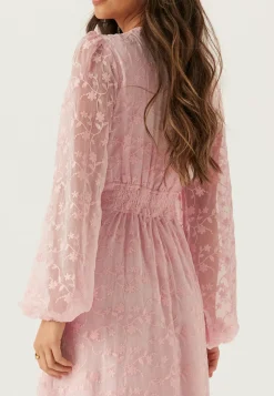 Bubbleroom Occasion Juhlamekot|Kesämekot*Embroidered Midi Dress