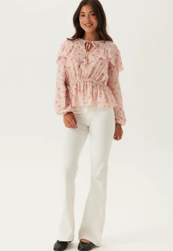 BUBBLEROOM Rusetilliset Puserot|Röyhelöpuserot*Flounce Blouse