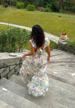 Bubbleroom Occasion Röyhelömekot|Morsiusneitomekot*Frill Tie Back Maxi Dress