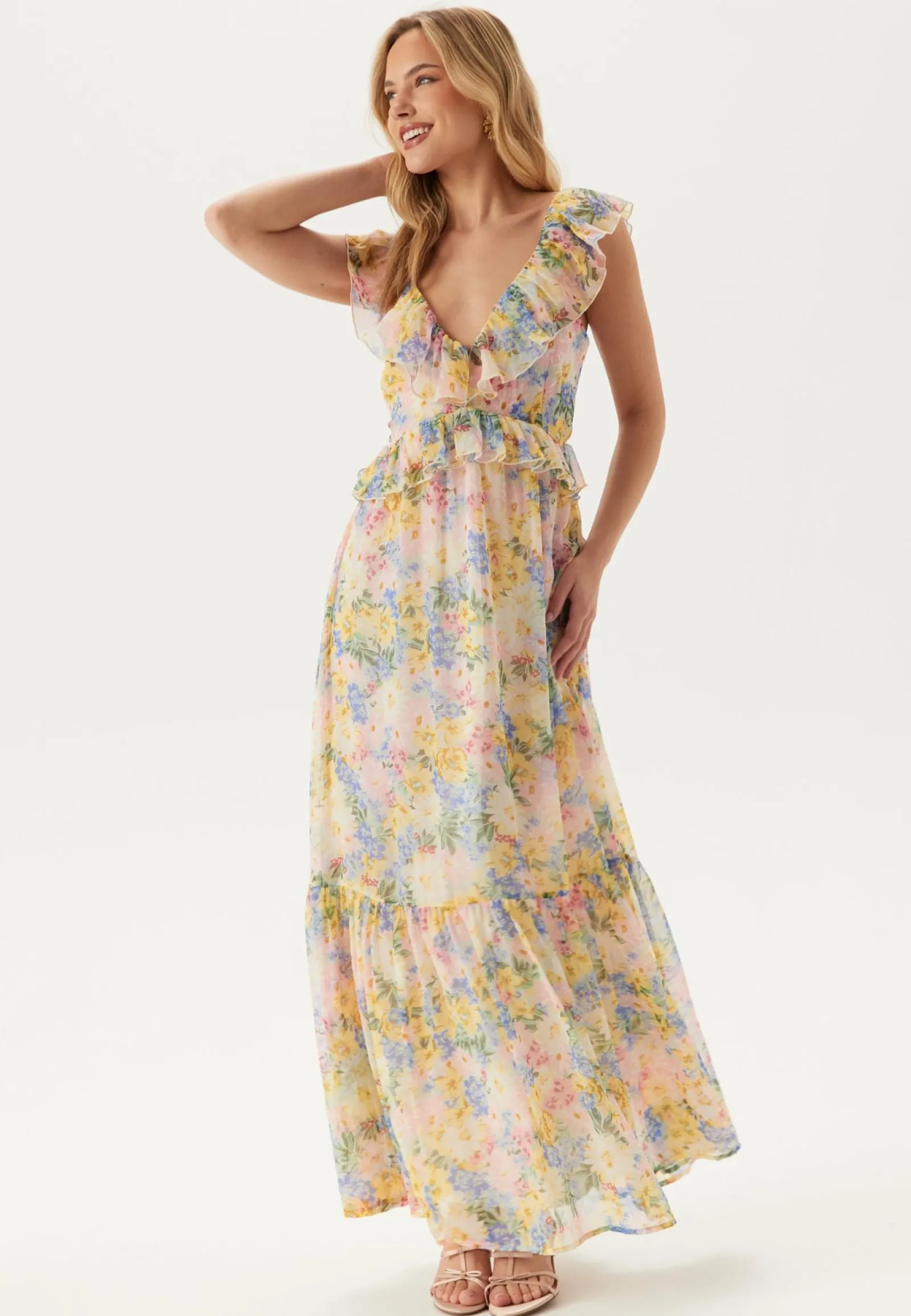 Bubbleroom Occasion Röyhelömekot|Morsiusneitomekot*Frill Tie Back Maxi Dress