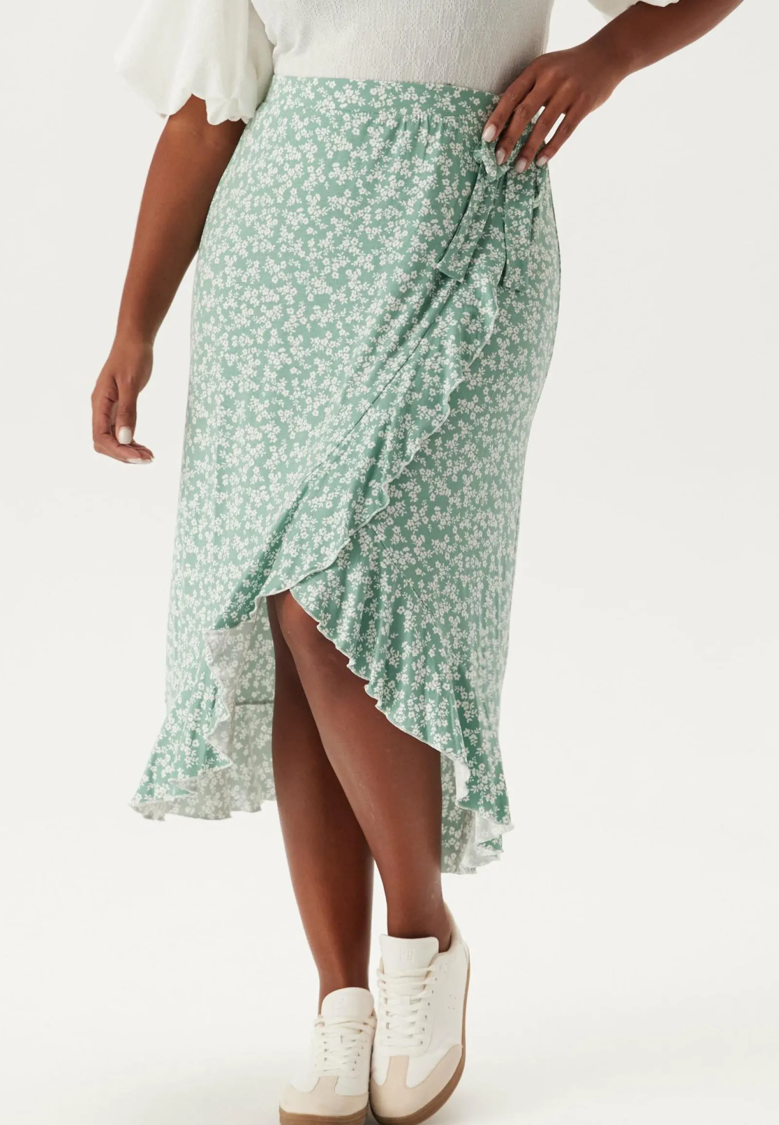 Happy Holly Midihameet|Rennot Hameet*Frill Wrap Skirt