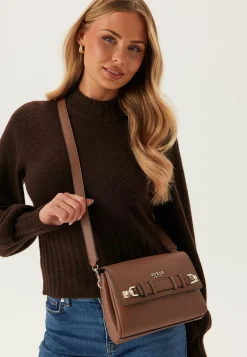 Guess Olkalaukut*Gregoria Flap Crossbody