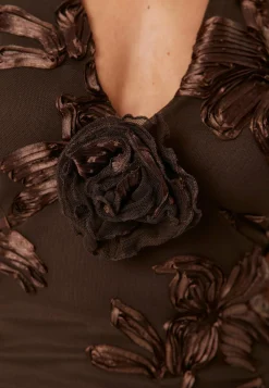 Bubbleroom Occasion Morsiusneitomekot|Kukkakuosiset Ja Kuviolliset Mekot*Halterneck Embroidered Gown