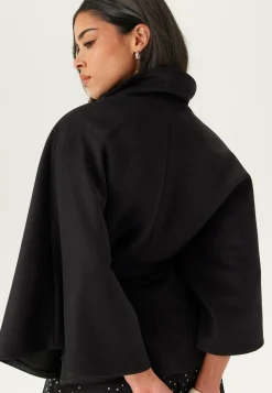 BUBBLEROOM Kevättakit|Kevyet Takit*High Collar Cape