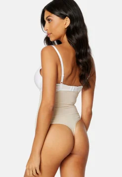 MAGIC Bodyfashion Muotoilevat Alusasut|Alushousut*High Waist Comfort Thong