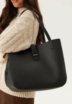 Emelie Olson X Bubbleroom Shopper-Laukut*2-in-1 Tote Bag