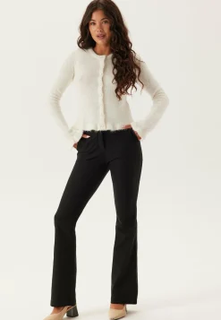 BUBBLEROOM Neuletakit Ja Neuleet|Neuletakit*Knitted Frill Cardigan