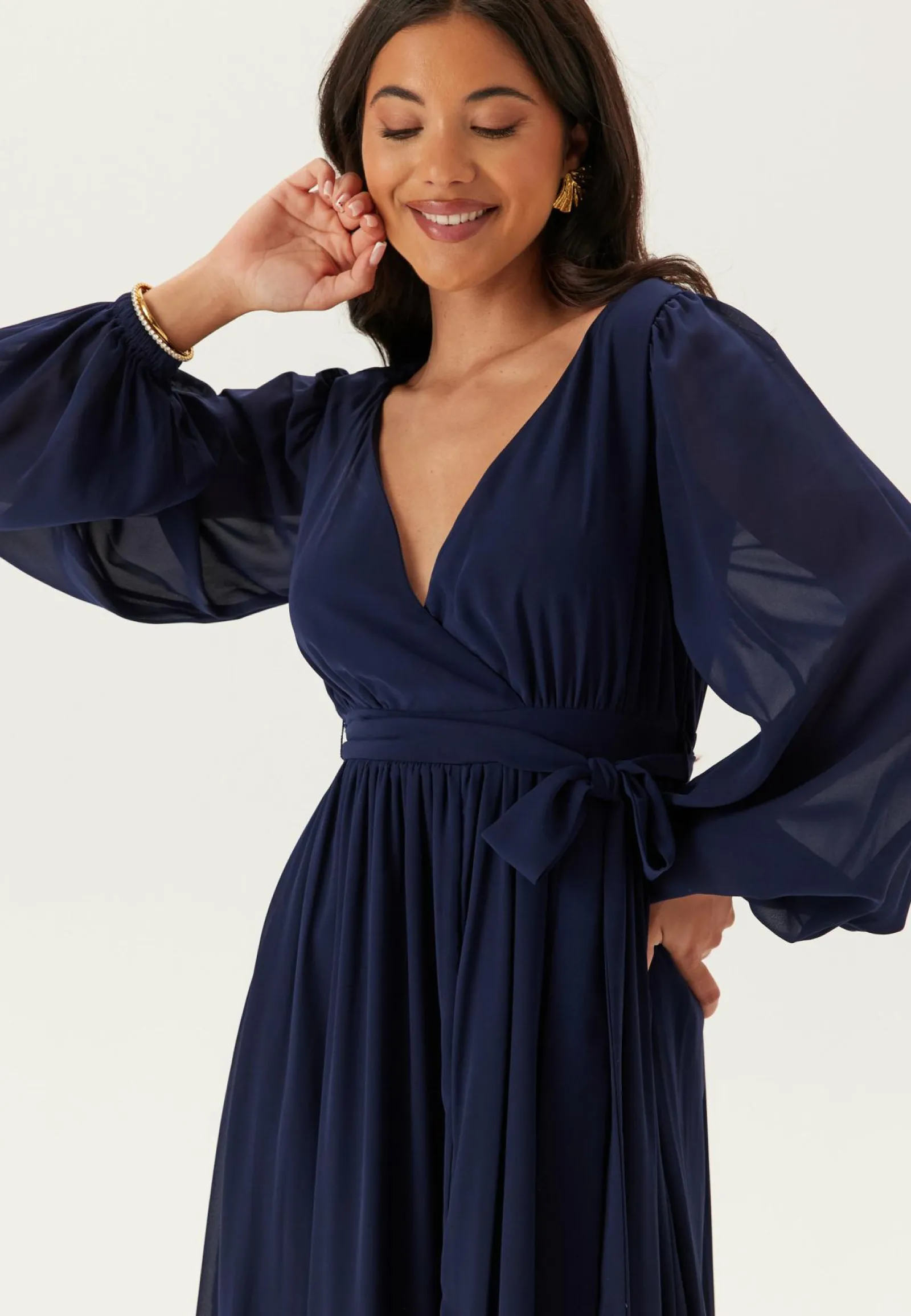 Goddiva Pitkähihaiset Mekot|Vanhojentanssimekot*Long Sleeve Chiffon Dress