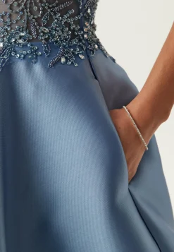 Christian Koehlert Morsiusneitomekot|Vanhojentanssimekot*Mikado Evening Dress