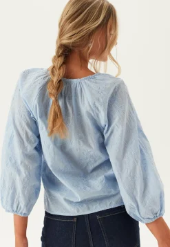 ONLY Yksiväriset Puserot Ja Paidat|Tunikat Ja Puserot*Onlzion 3/4 V-NECK EMB TOP WVN