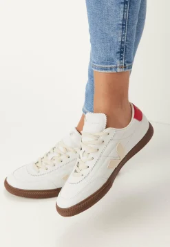 VEJA Tennarit*Panenka Sneaker