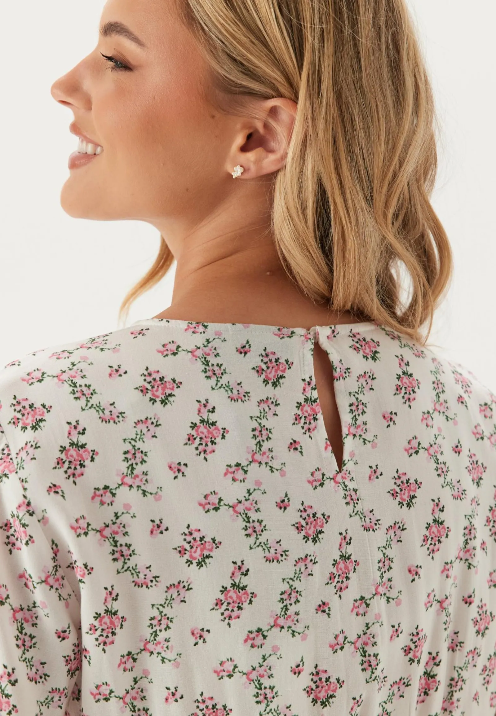 Pieces Kukkakuosiset Ja Kuviolliset Mekot|Minimekot*Pcnya SS Short Dress