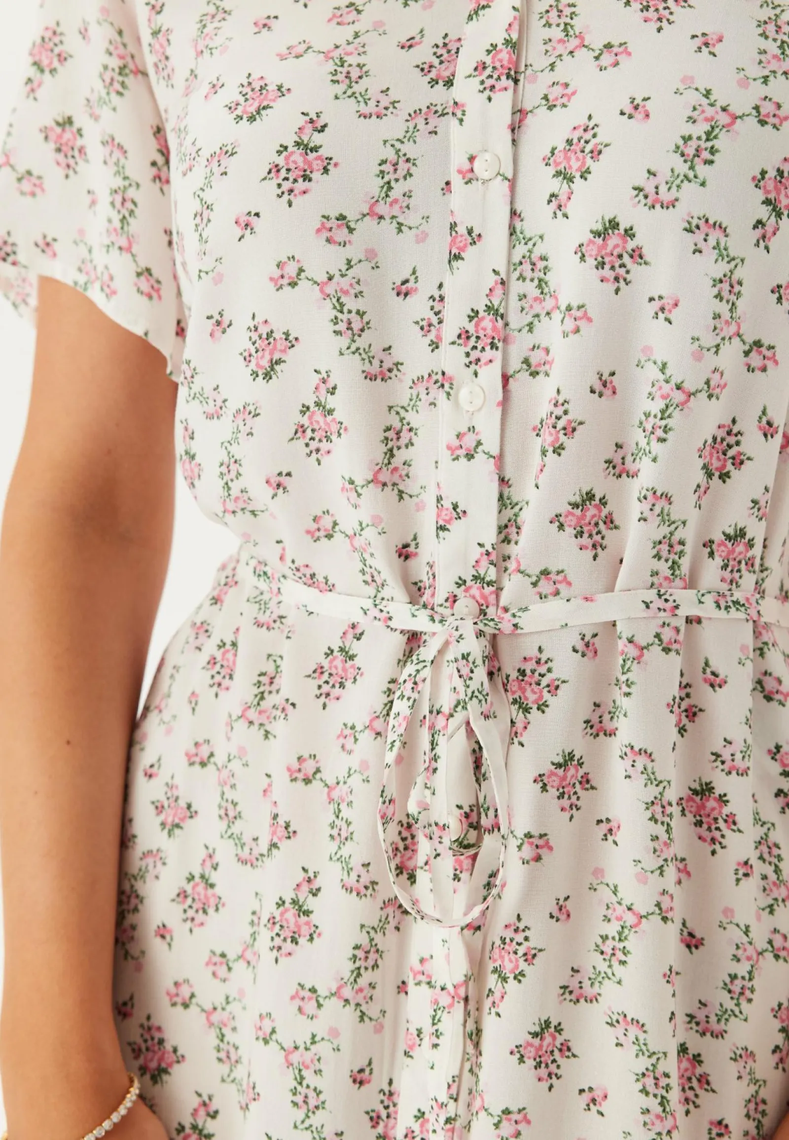 Pieces Kukkakuosiset Ja Kuviolliset Mekot|Kesämekot*Pcnya Ss V-neck Midi Dress