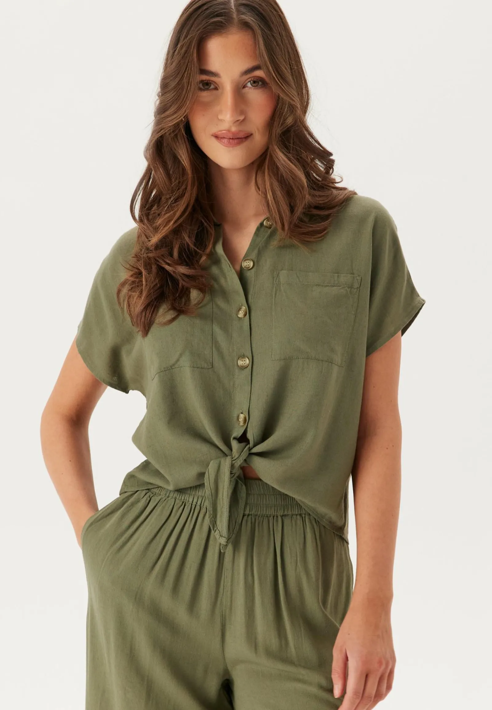 Pieces Rennot Puserot Ja Paidat|Rennot Topit*Pcpia Ss Tie Shirt Wvn Noos