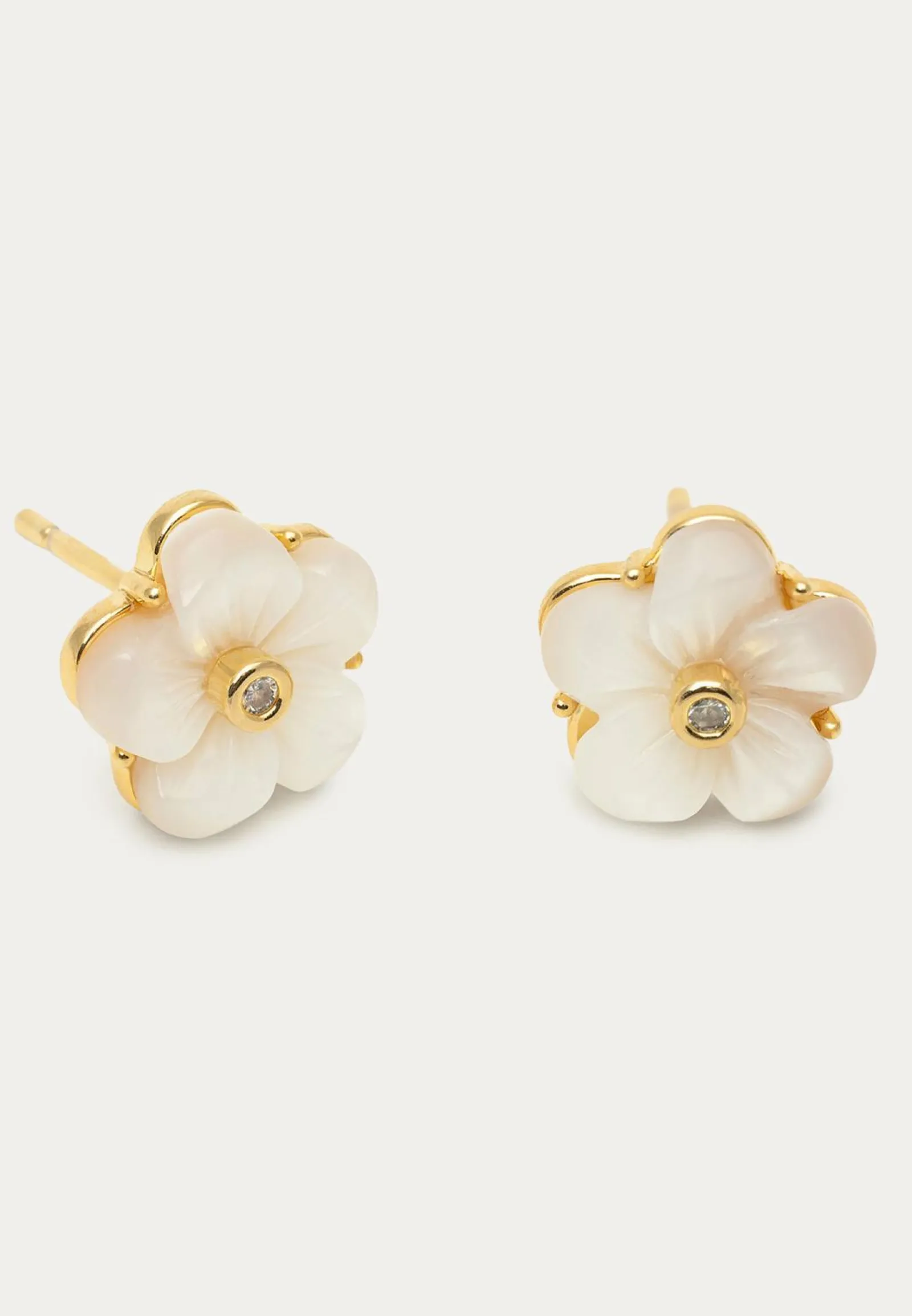LILY AND ROSE Korvakorut*Petite Claire Earrings - Creme Puff