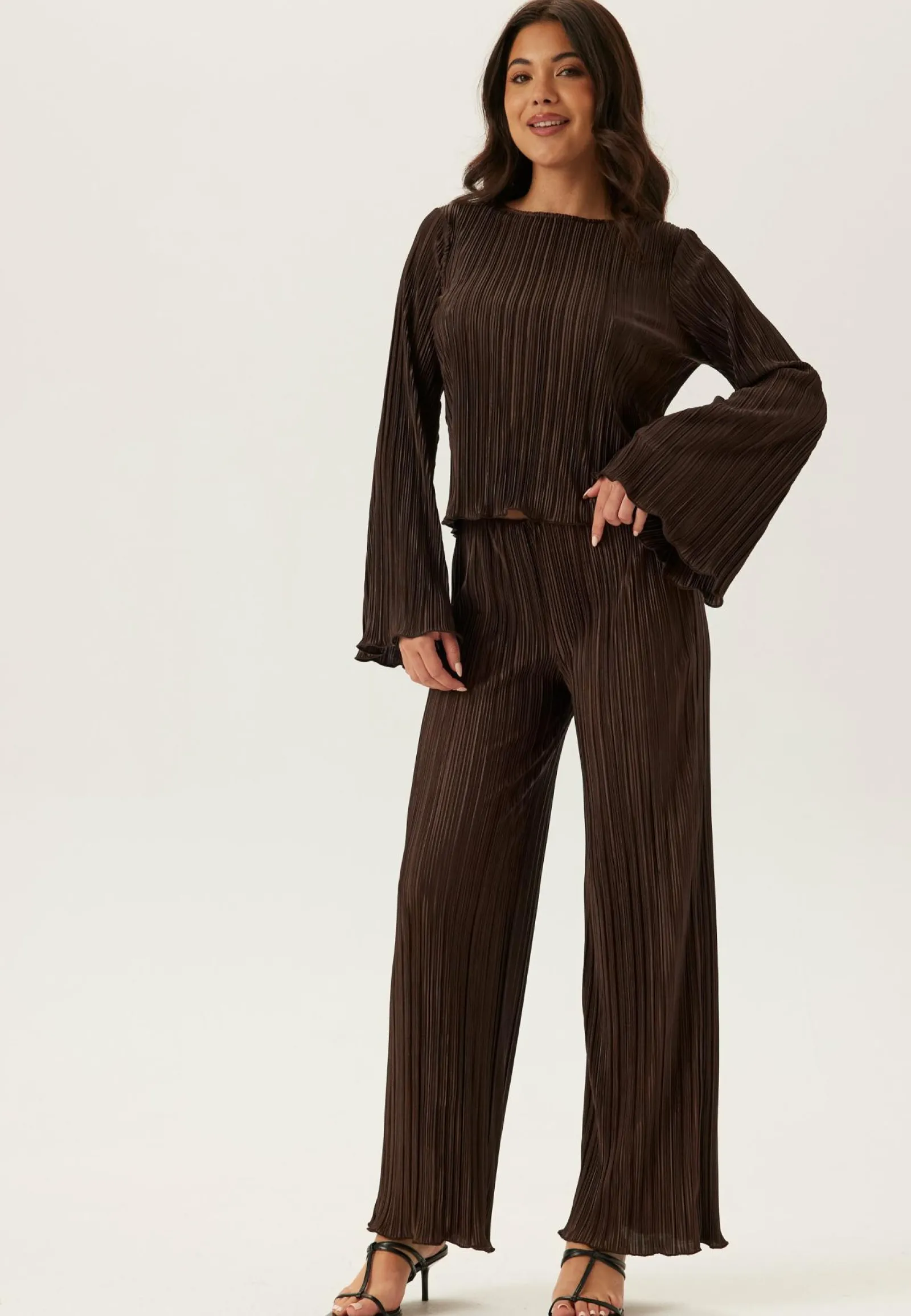 BUBBLEROOM Leveälahkeiset Housut|Suorat Housut*Pleated Frill Trousers