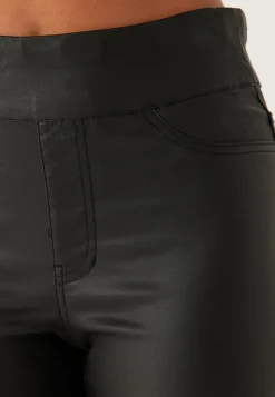 Happy Holly Skinny-Housut|Korkeavyötäröiset Housut*Push-up Coated Slim Trousers