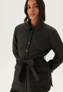 Happy Holly Tikkitakit|Syystakit*Quilted Jacket