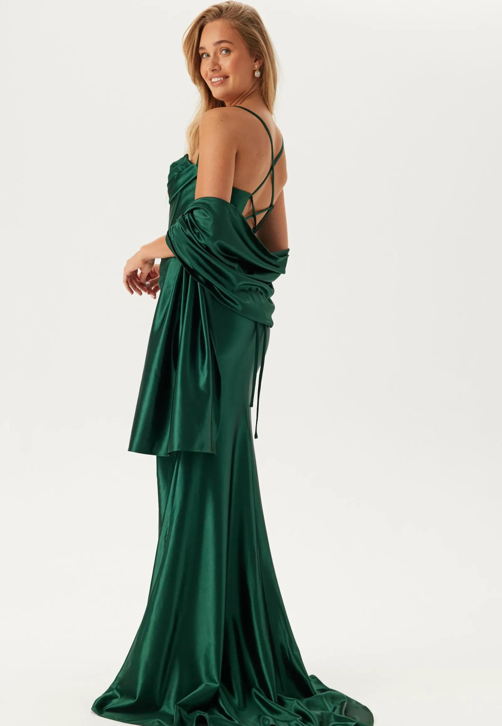 Christian Koehlert Iltapuvut|Vanhojentanssimekot*Satin Evening Dress