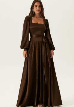 Goddiva Morsiusneitomekot|Satiinimekot*Satin Volume Sleeve Maxi Dress