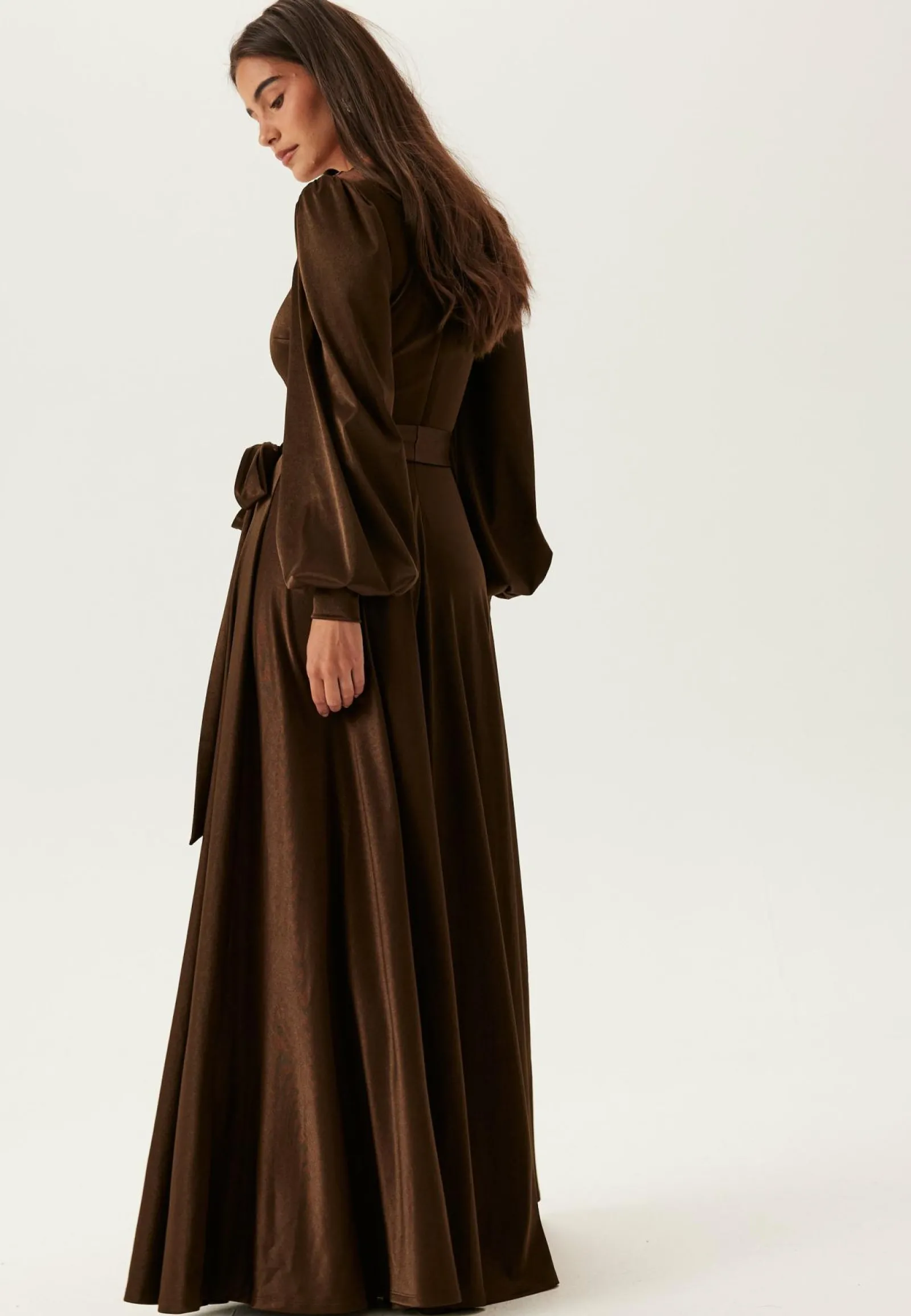 Goddiva Morsiusneitomekot|Satiinimekot*Satin Volume Sleeve Maxi Dress