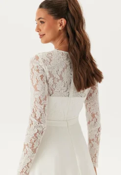 Bubbleroom Occasion Häämekot*Scallop V-Neck Lace Gown