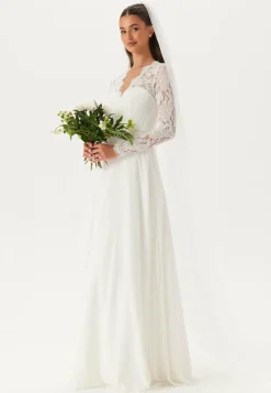 Bubbleroom Occasion Häämekot*Scallop V-Neck Lace Gown