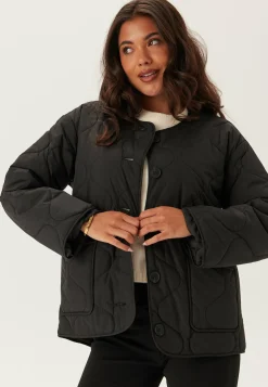 BUBBLEROOM Tikkitakit|Syystakit*Short Quilted Jacket