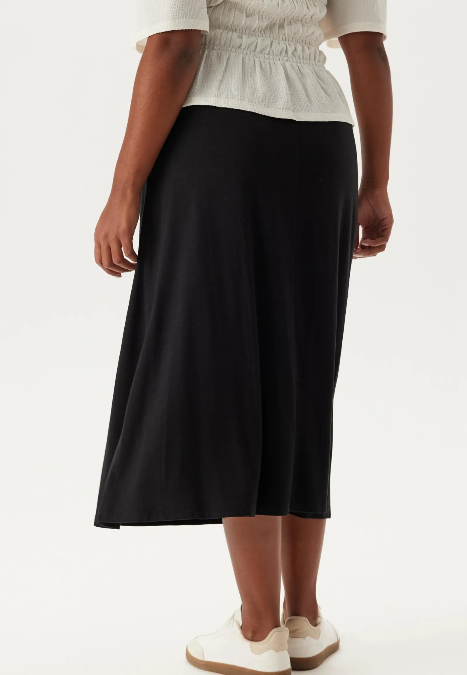 Happy Holly Midihameet|Rennot Hameet*Soft Midi Skirt