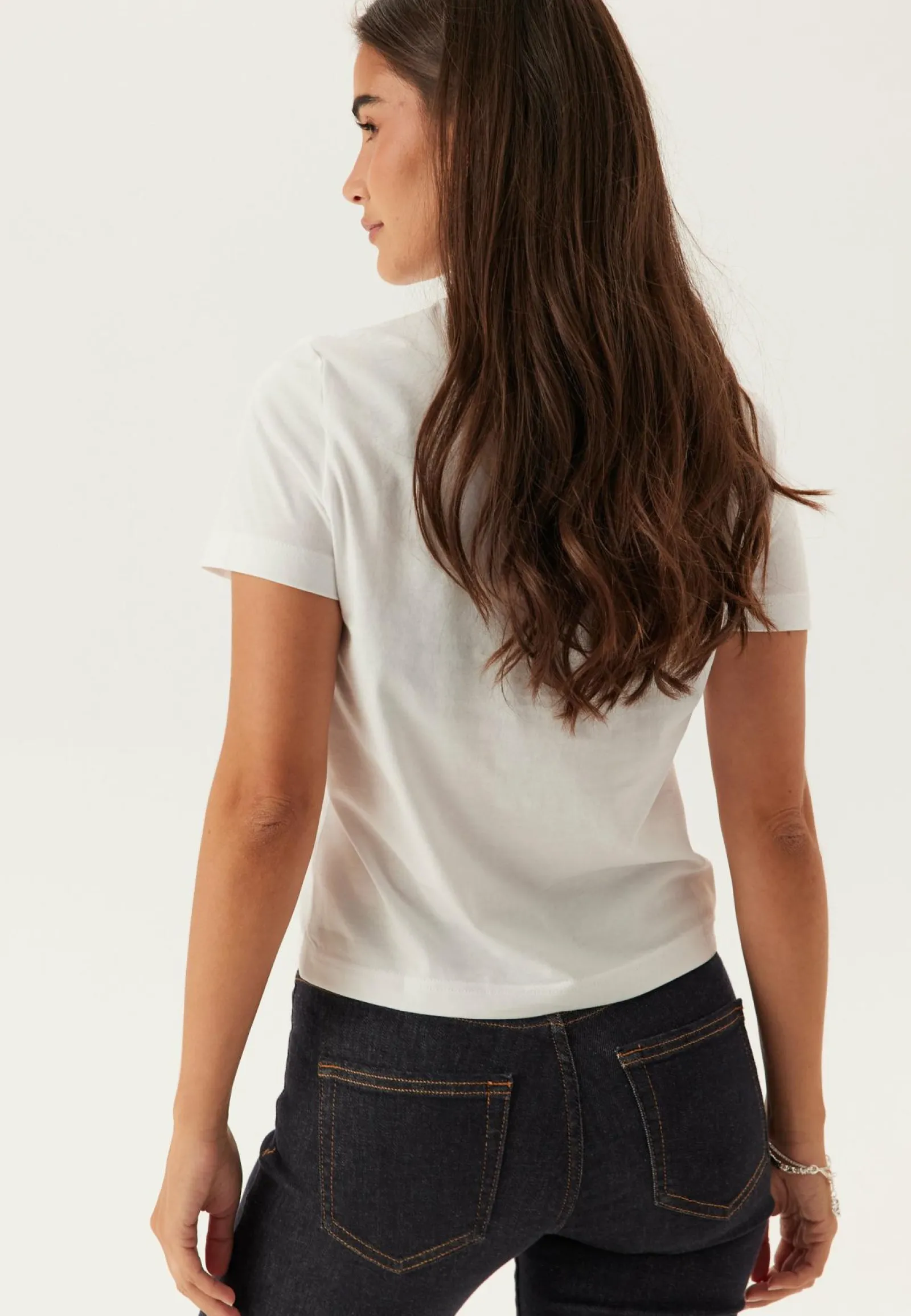 Calvin Klein Jeans T-Paidat|Rennot Topit*Ss Fitted Script Calvin Klein Te