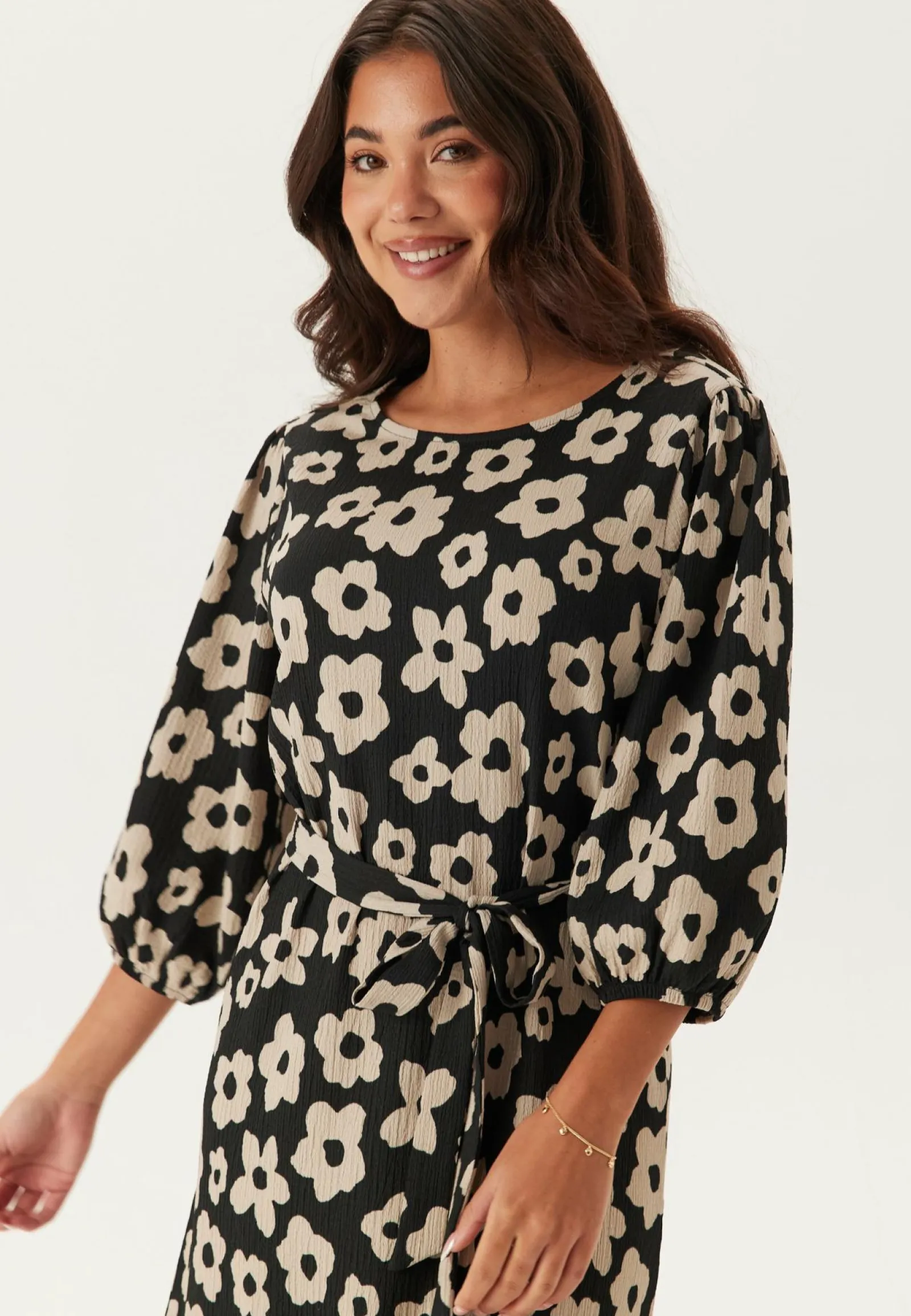 Happy Holly Kukkakuosiset Ja Kuviolliset Mekot|Pitkähihaiset Mekot*Structure Flounce Midi Dress