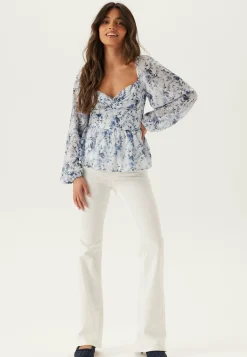 BUBBLEROOM Röyhelöpuserot|Tunikat Ja Puserot*Twist Detail Blouse