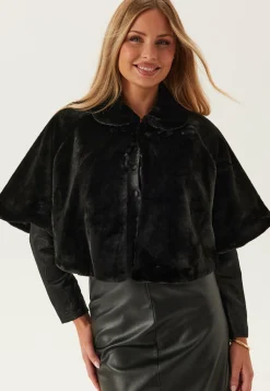 VILA Viitat|Tekoturkisjakut*Vibarbara Cape