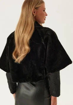 VILA Viitat|Tekoturkisjakut*Vibarbara Cape