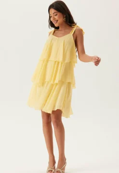 VERO MODA Röyhelömekot|Kesämekot*Vmfelicia Tiestrap Ruffle Shor