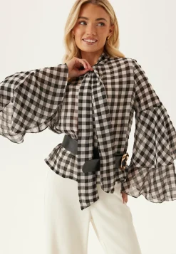 VERO MODA Ruutu- Ja Raidalliset Puserot Ja Paidat|Rennot Puserot Ja Paidat*Vmsia Ls Flounce Top