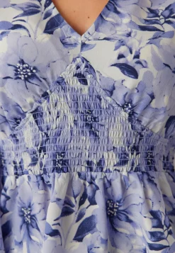 BUBBLEROOM Röyhelöpuserot|Kuviolliset Puserot*V-neck Smock Blouse