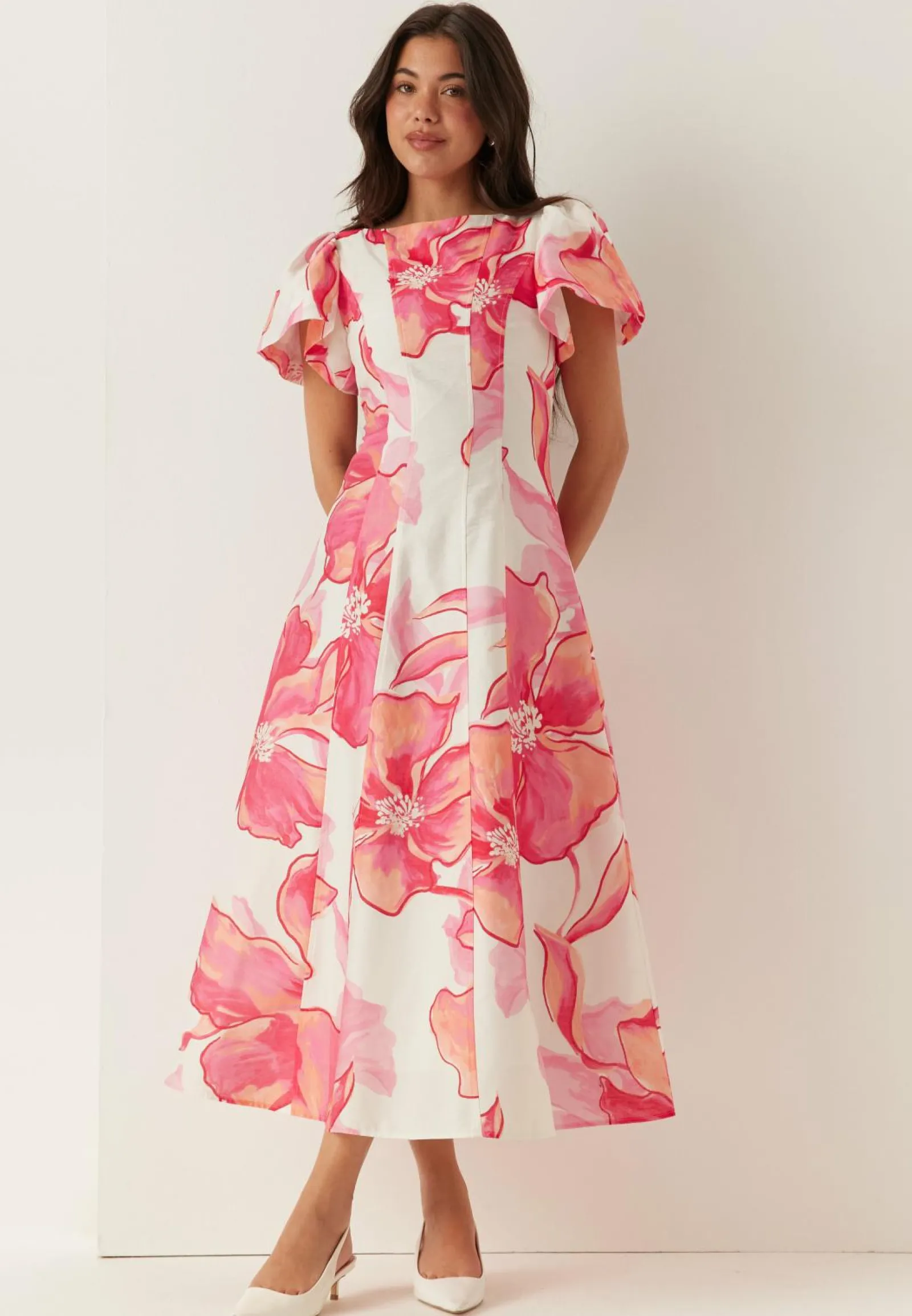 FOREVER NEW Juhlamekot|Kukkakuosiset Ja Kuviolliset Mekot*Wilda Flutter Sleeve Dress