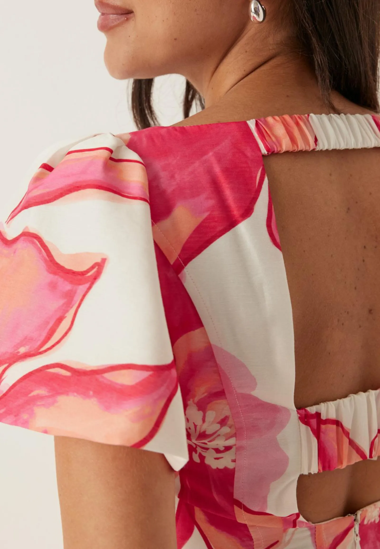 FOREVER NEW Juhlamekot|Kukkakuosiset Ja Kuviolliset Mekot*Wilda Flutter Sleeve Dress